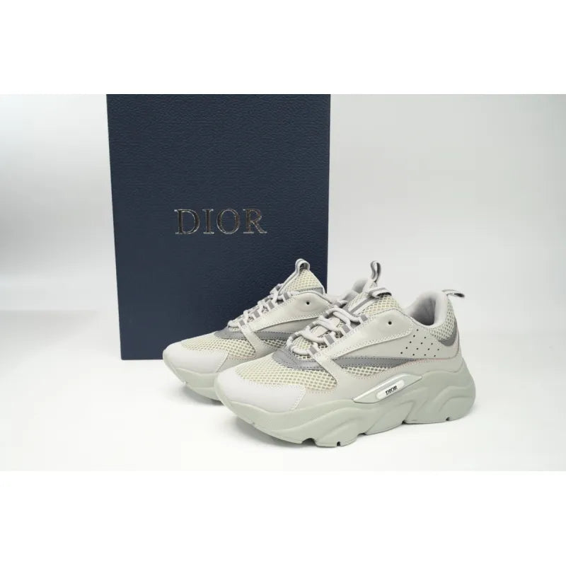 Celene - Trendy Designer Sneaker