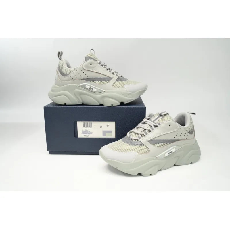 Celene - Trendy Designer Sneaker