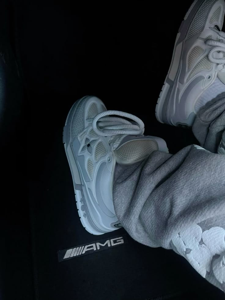 Celene - Designer Sneaker
