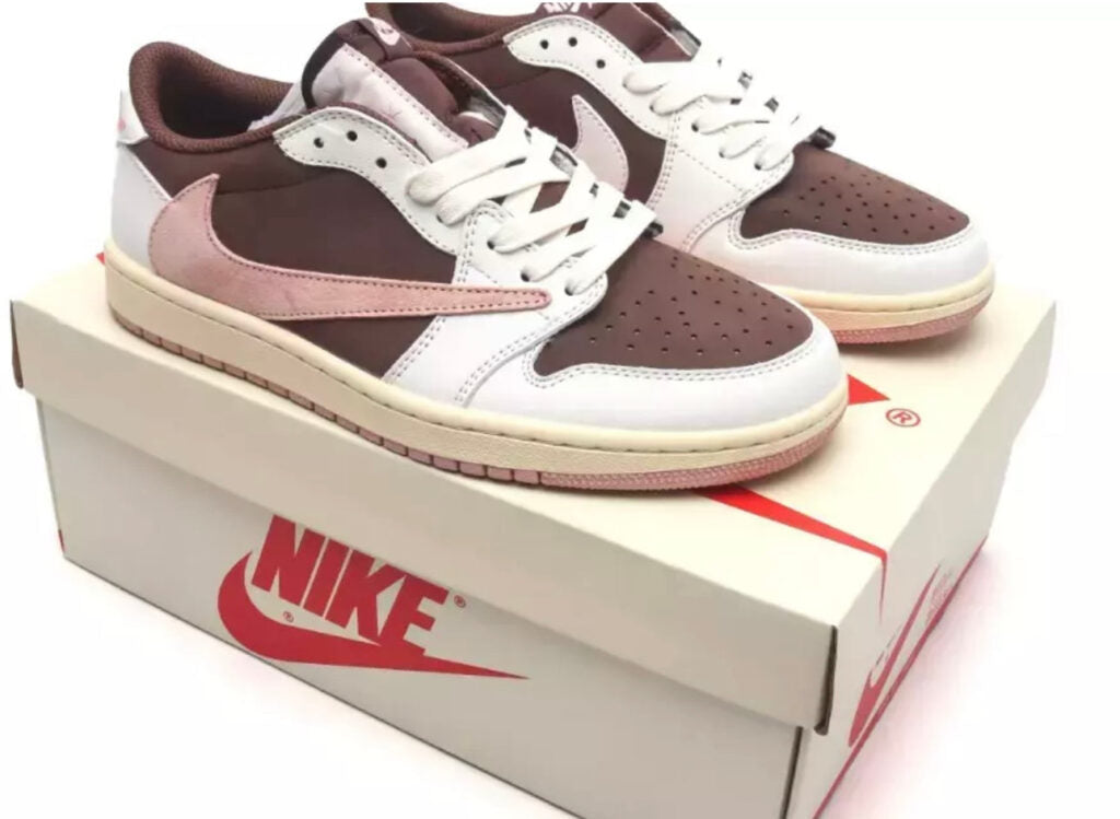 Celene - Dark Pony Sneaker