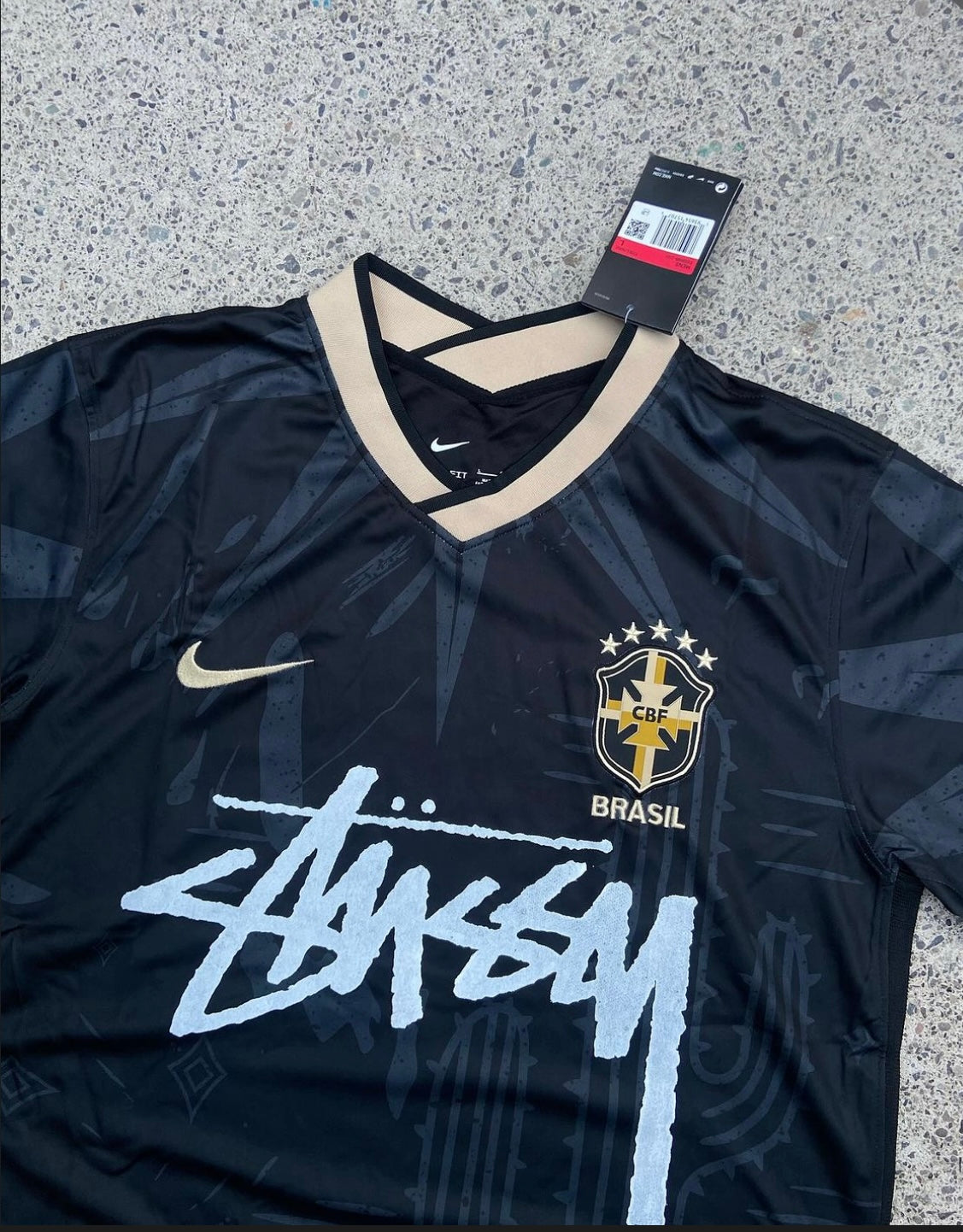 Aura - Stylisches Brasilien Trikot