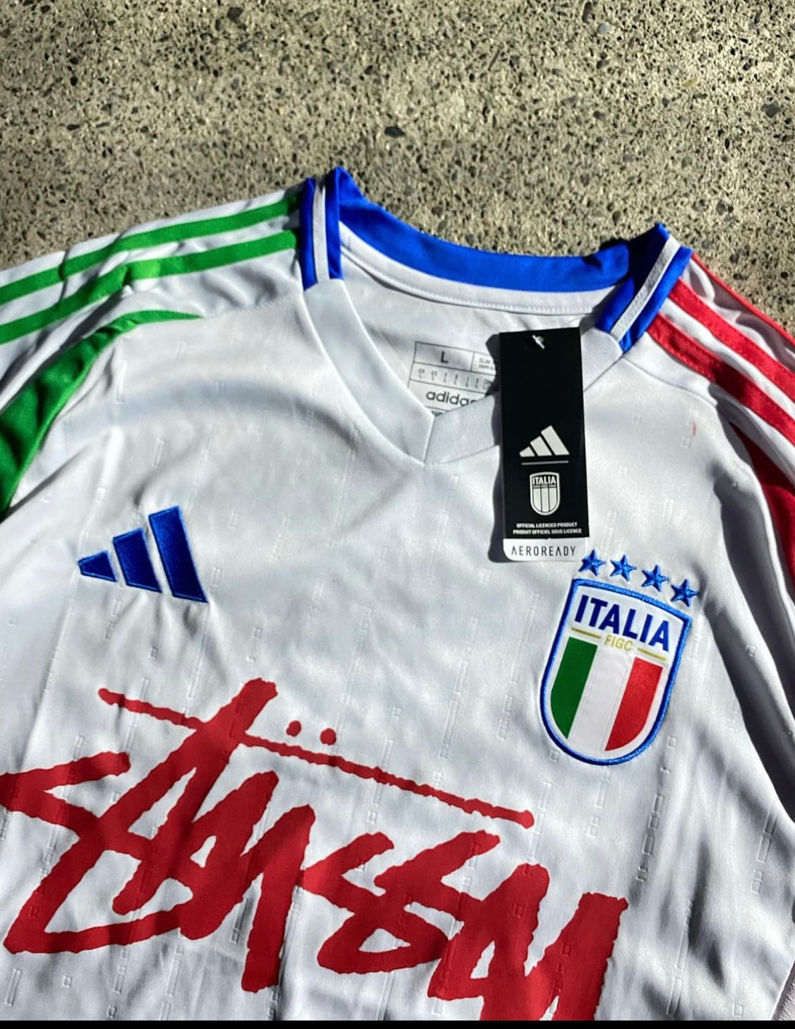 Aura - Stylisches Italien Trikot