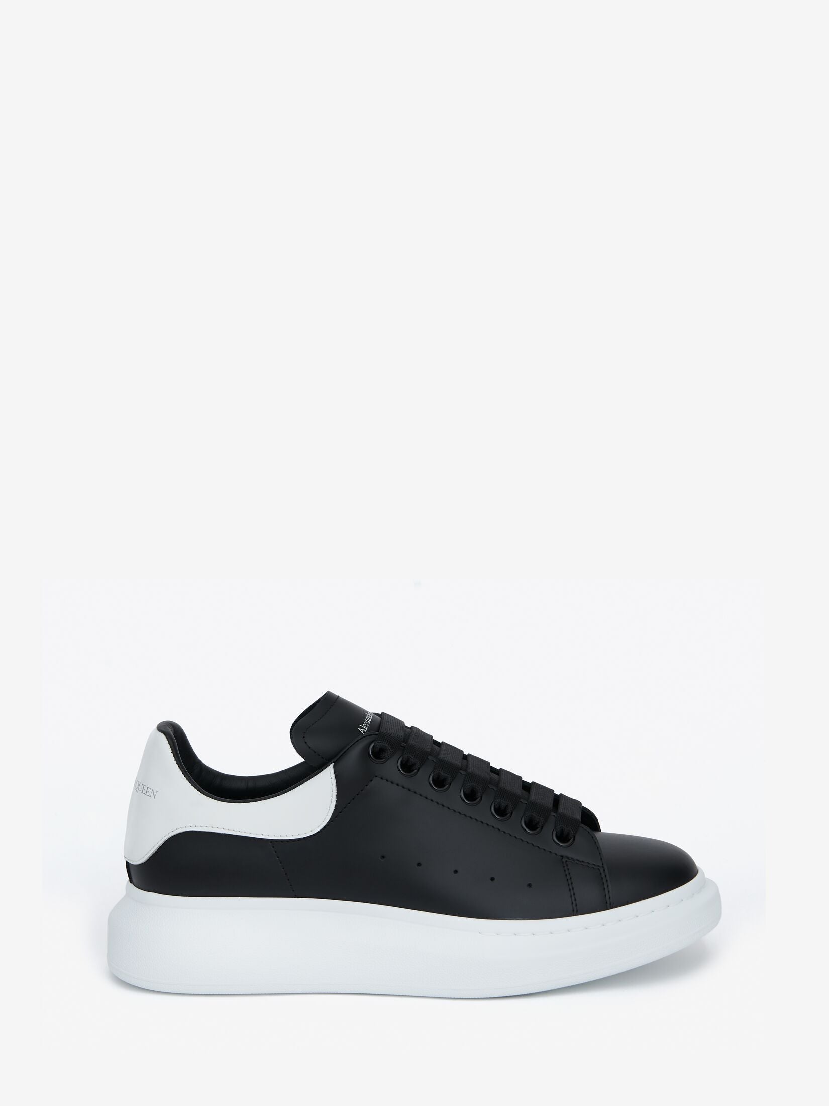 Celene - Queen Sneaker