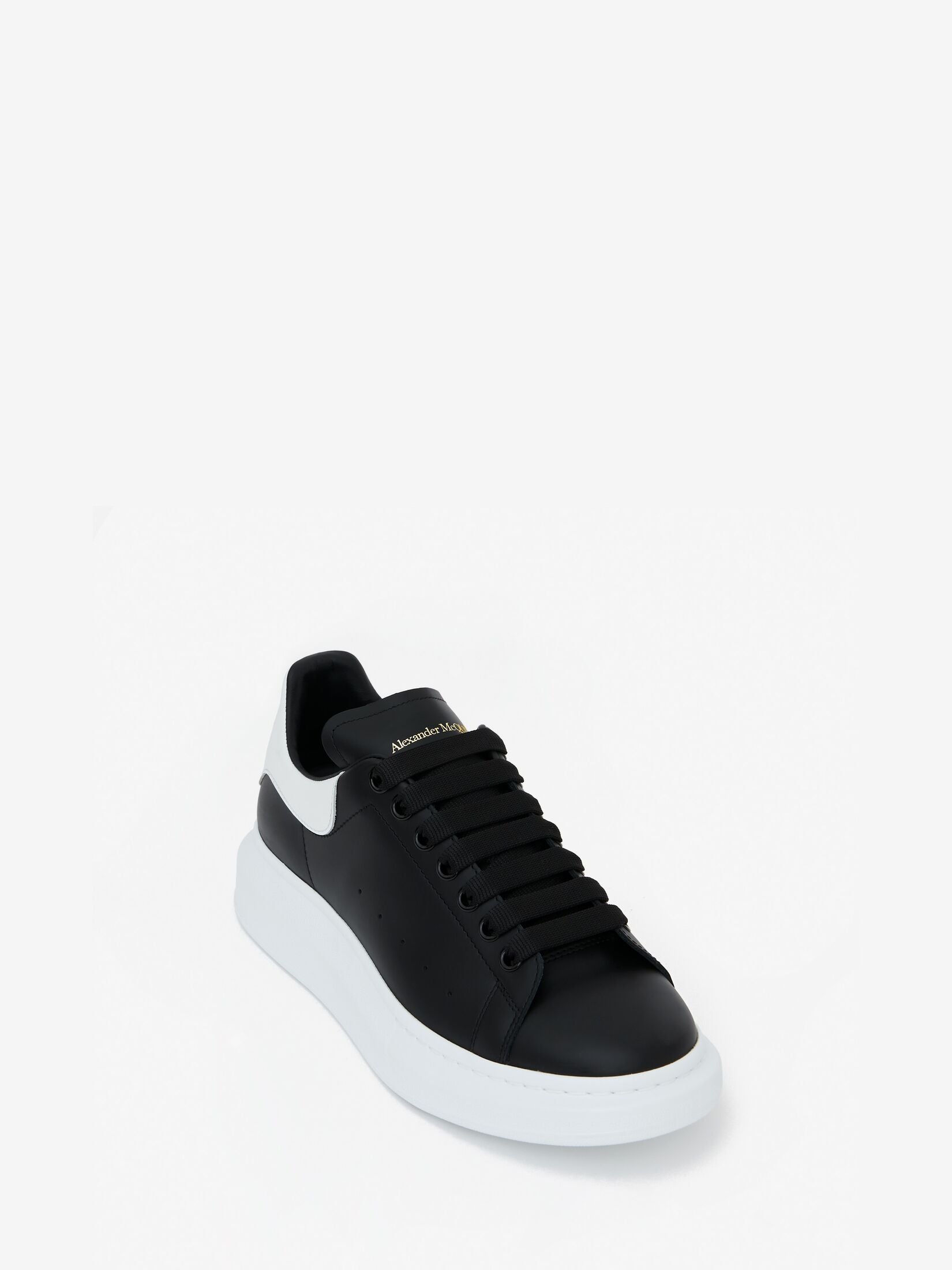 Celene - Queen Sneaker