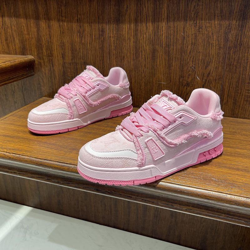 Celene - Distressed Sneaker
