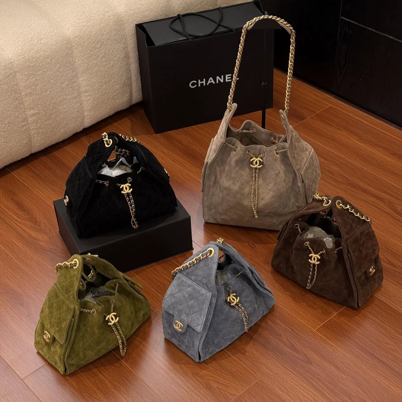 CELENE BUCKET BAG