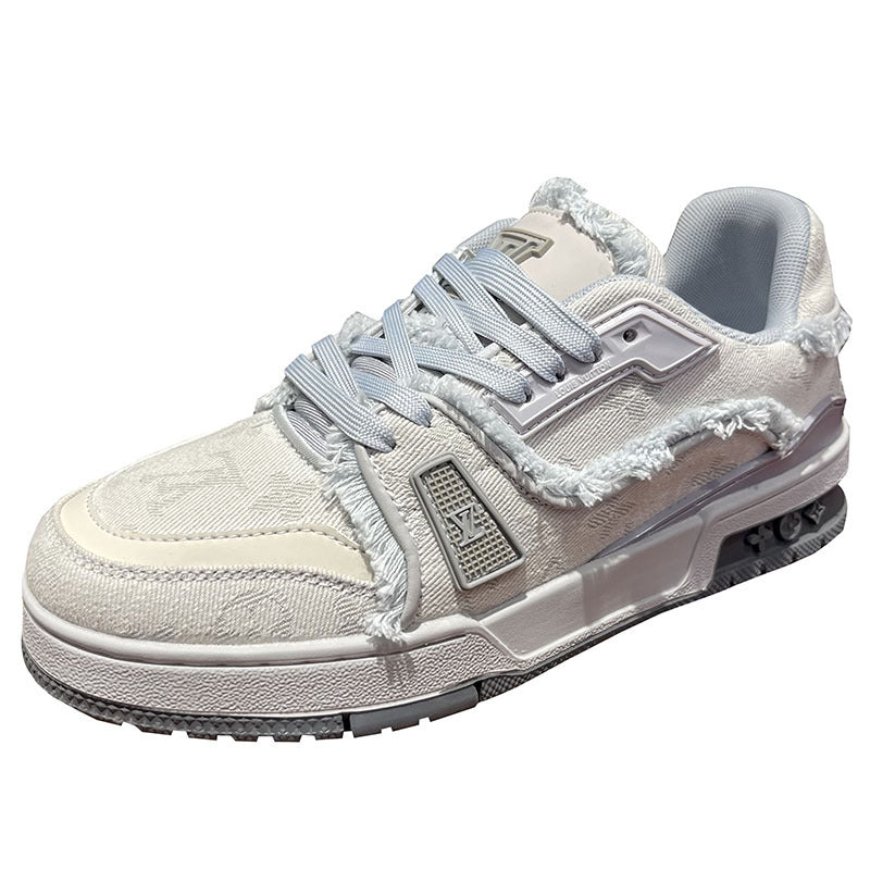 Celene - Distressed Sneaker